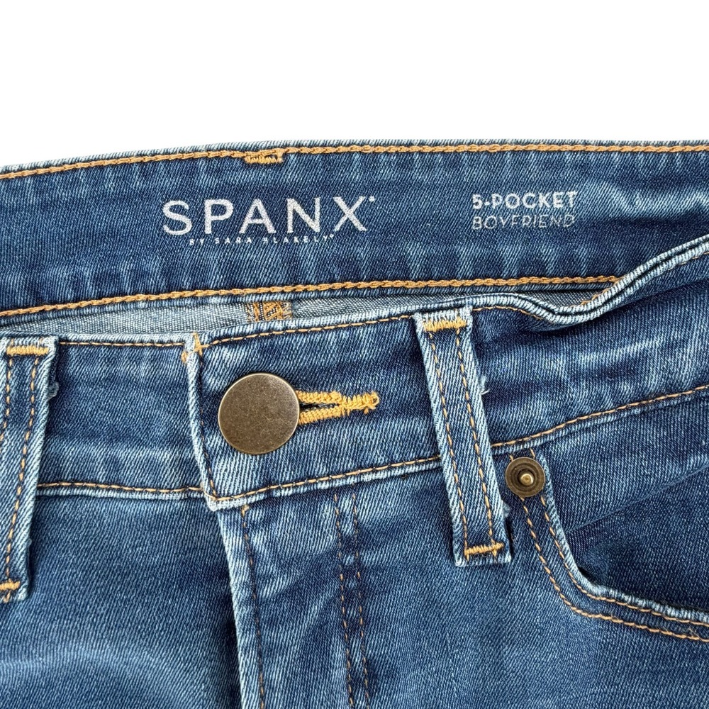 Spanx 5-Pocket Boyfriend Jeans Womens 29 Blue Medium Wash Straight Leg FD8115 - Picture 6 of 8